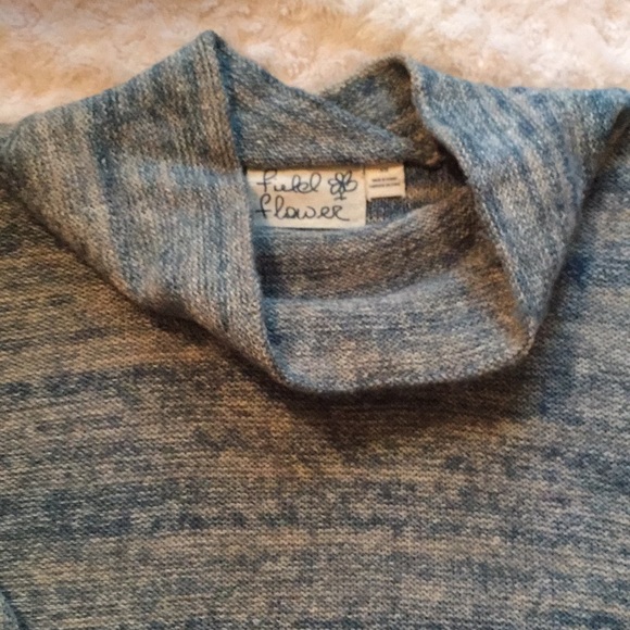 Anthropologie comfy sweater - Picture 3 of 8